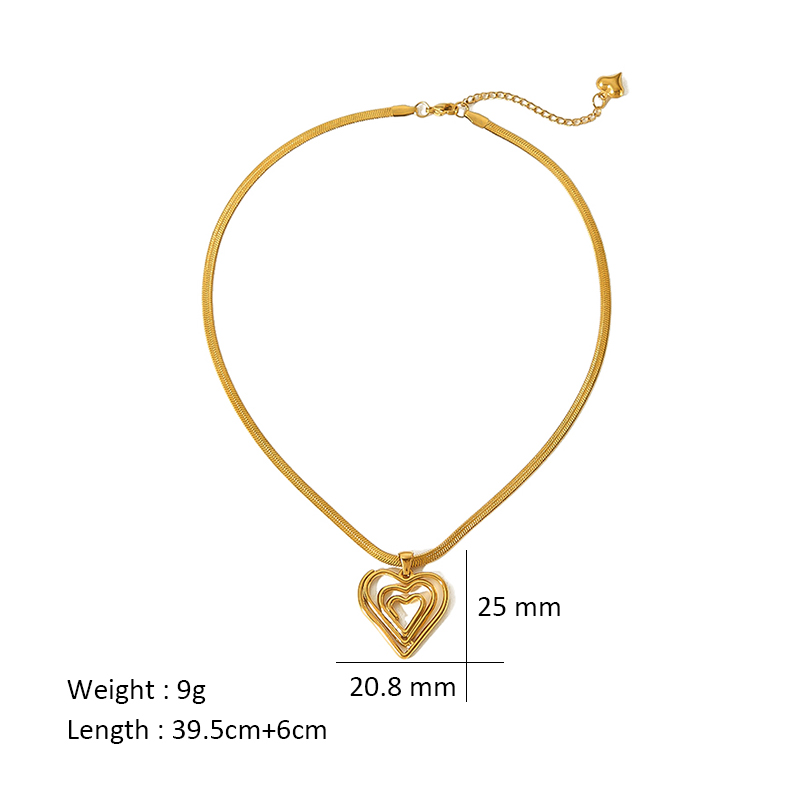 Retro Heart Shape Stainless Steel Plating Hollow Out 18k Gold Plated Pendant Necklace display picture 2