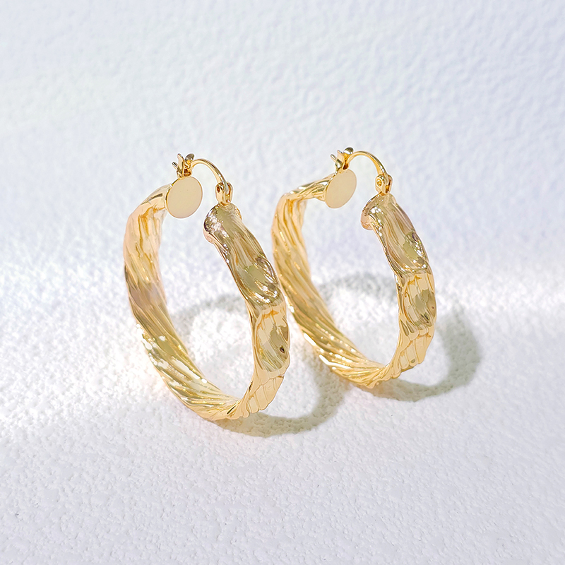 1 Pair Elegant Lady Round Plating Copper Gold Plated Earrings display picture 20