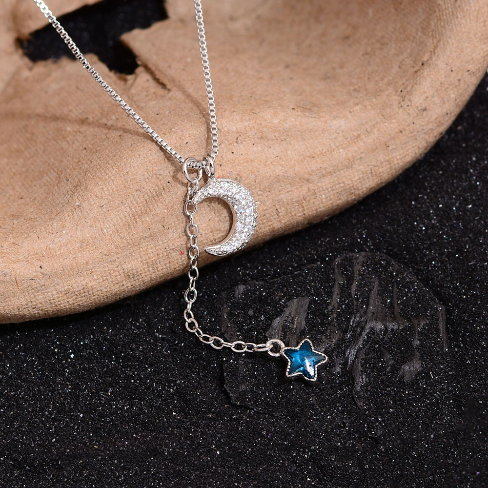 Style Simple Star Lune Le Cuivre Pendentif display picture 2