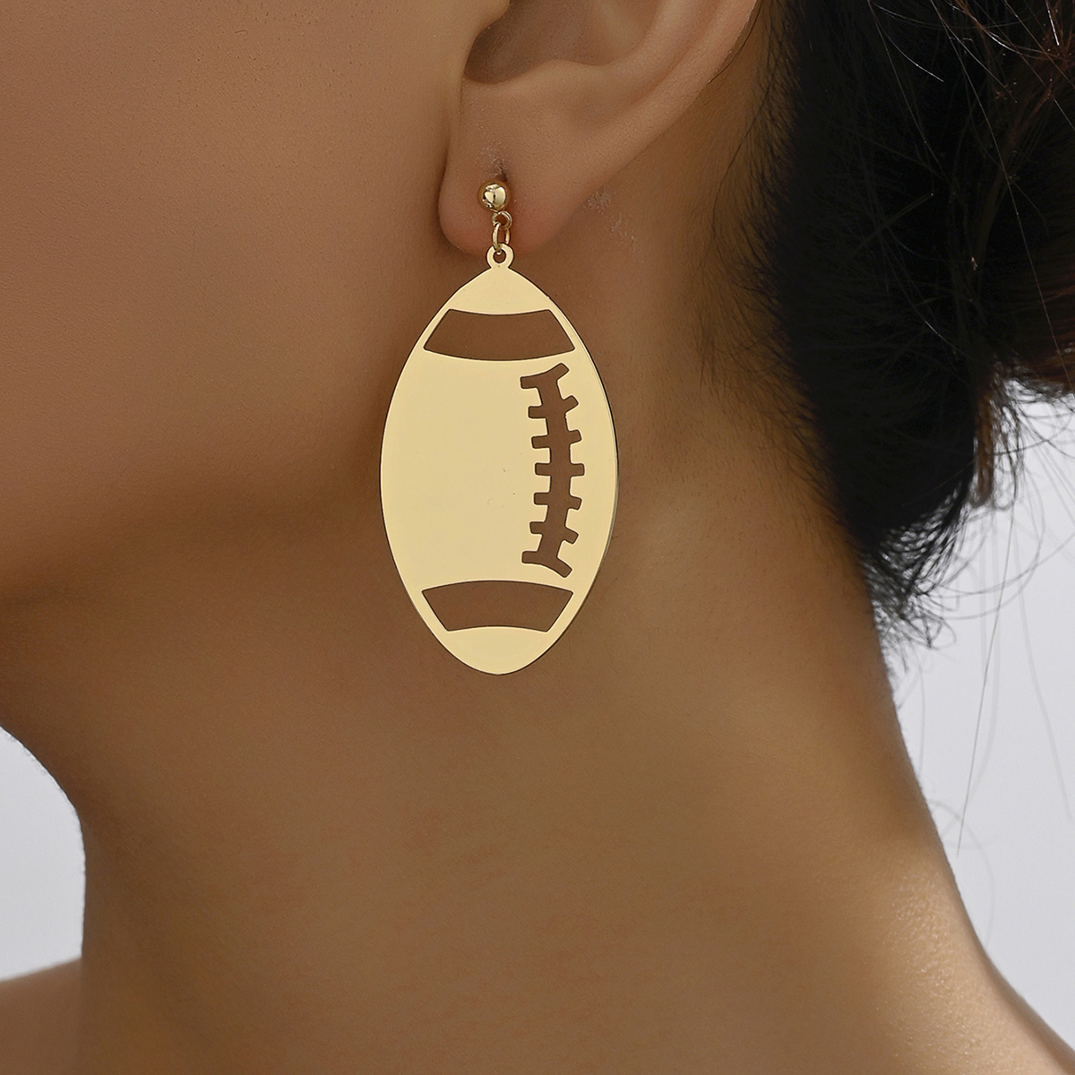 1 Pair Simple Style Rugby Jersey Iron Drop Earrings display picture 9