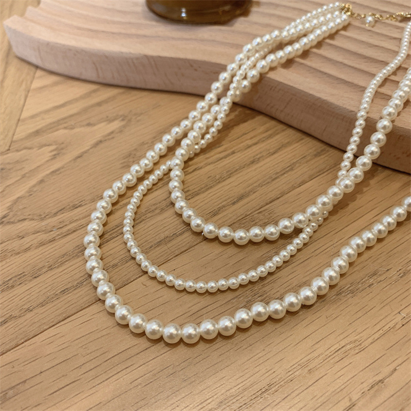Elegant Geometric Plastic Beaded Women's Three Layer Necklace display picture 1