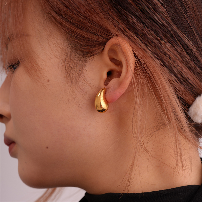 1 Piece Simple Style Classic Style Water Droplets Plating 304 Stainless Steel Copper Gold Plated Ear Studs display picture 10