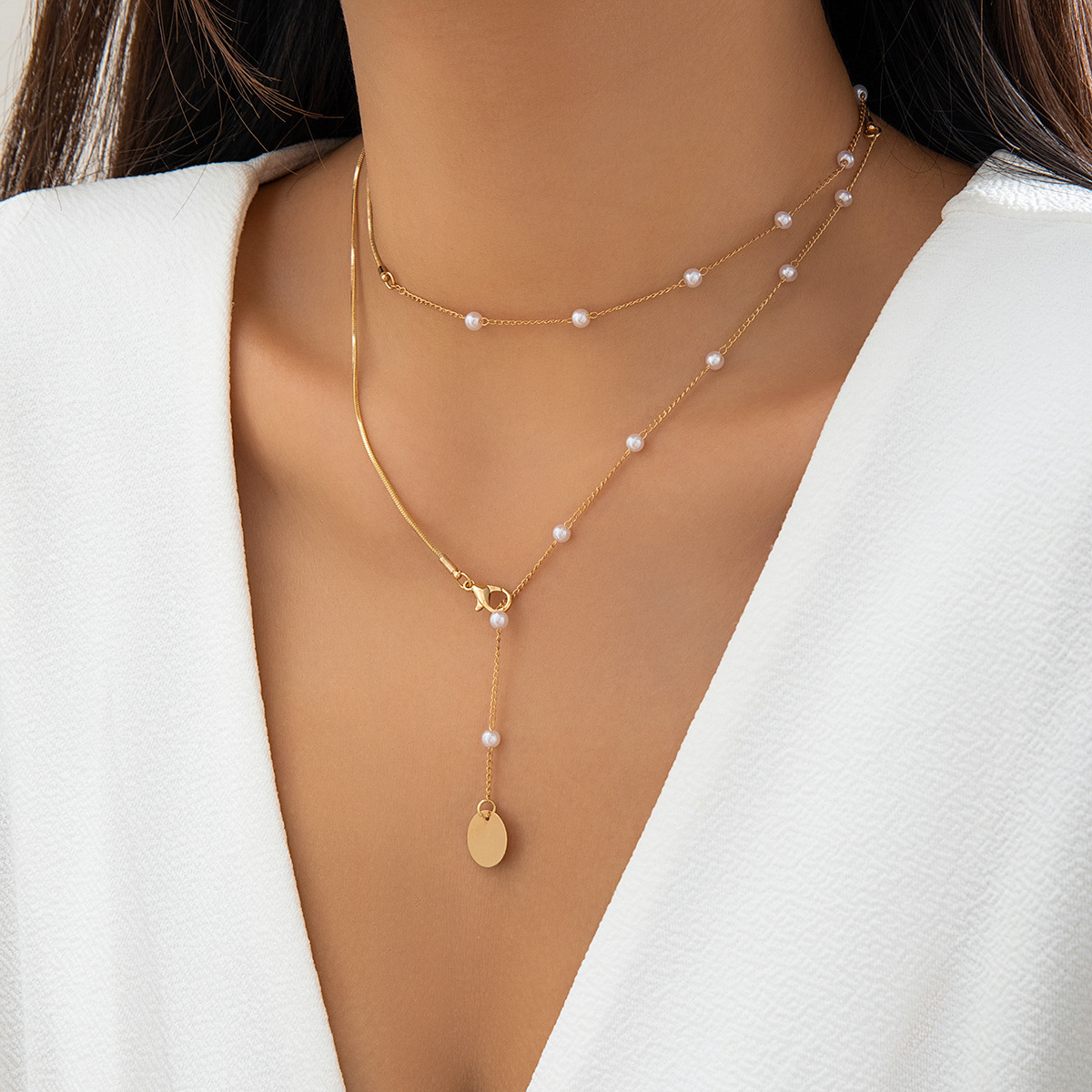 Modern Style Shiny Round Star Imitation Pearl Copper Beaded Plating 18k Gold Plated Pendant Necklace Necklace display picture 1