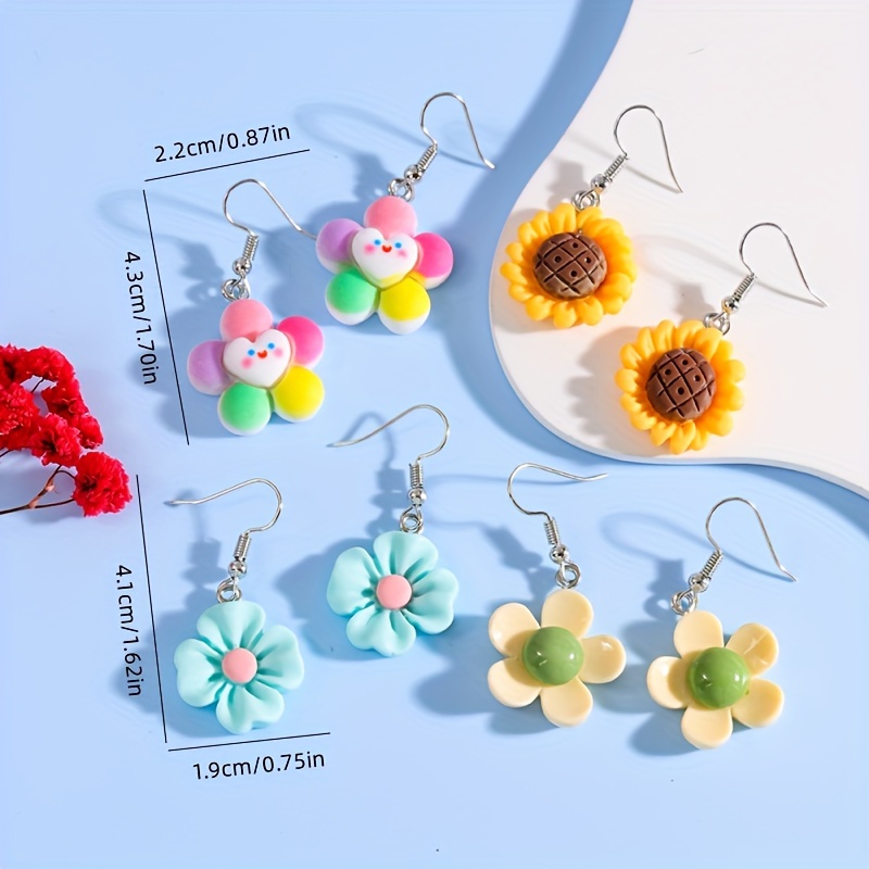 1 Pair Cute Flower Resin Drop Earrings display picture 1