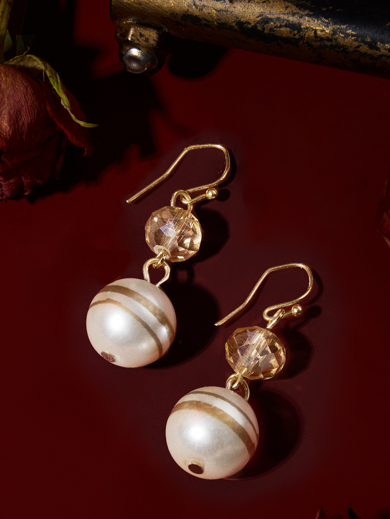 1 Paar Elegant Einfacher Stil Runden Inlay Legierung Künstlicher Kristall Künstliche Perlen Tropfenohrringe display picture 1