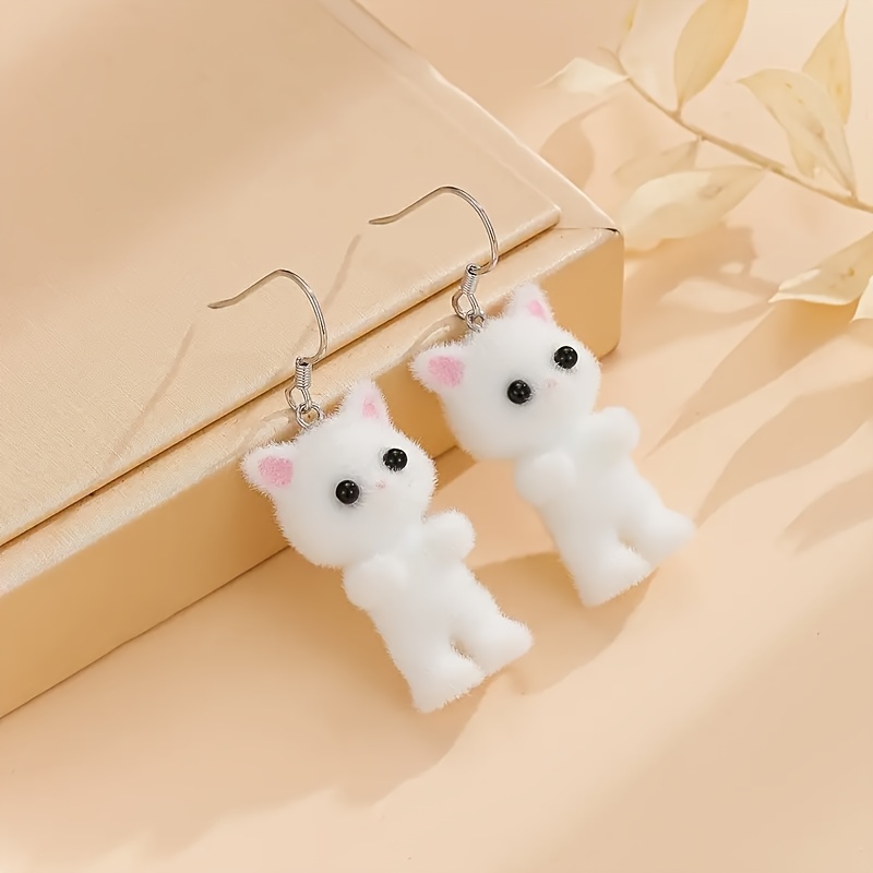 1 Pair Cute Cat Resin Drop Earrings display picture 3