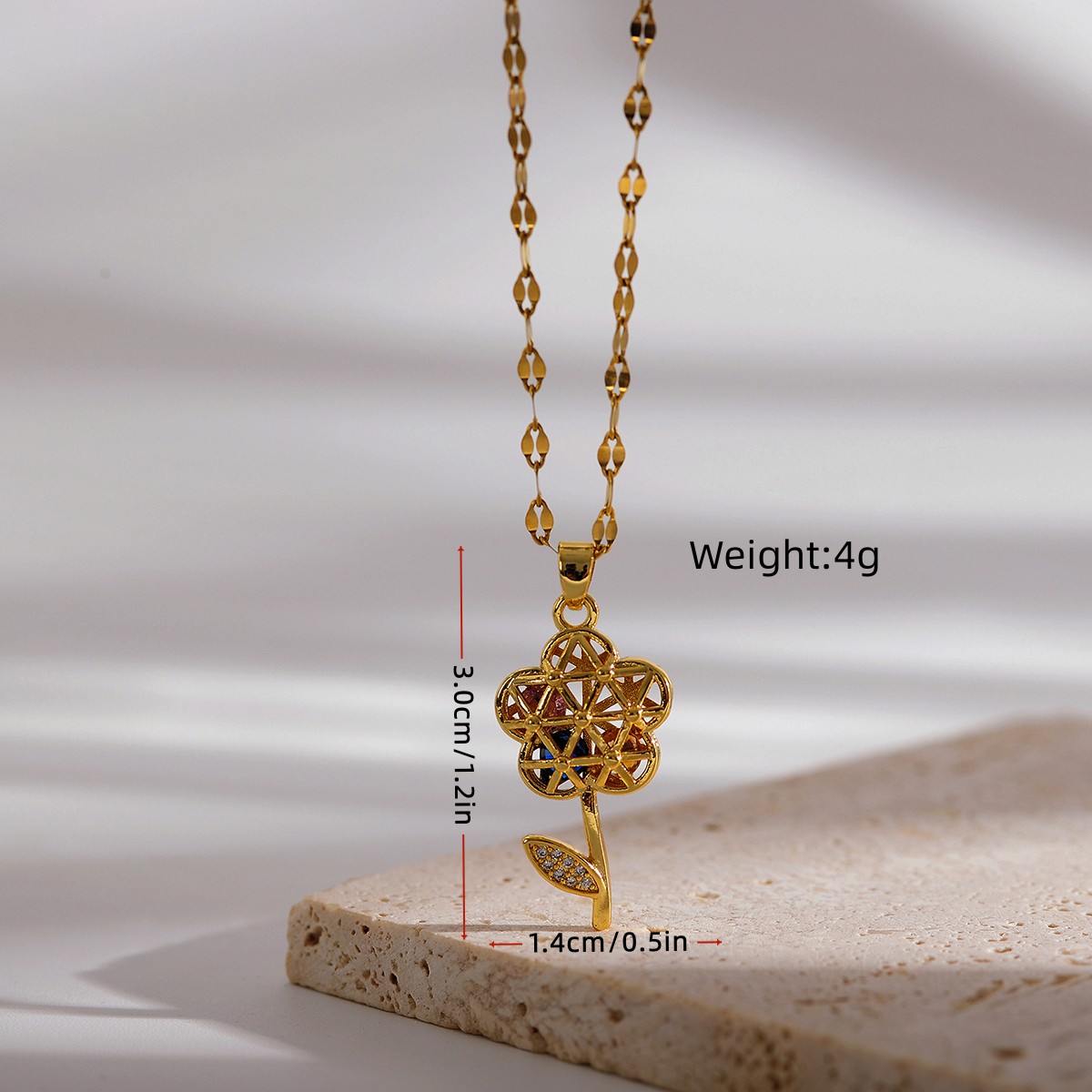 Romantic Sweet Flower Copper Plating Hollow Out Inlay Zircon 18k Gold Plated Pendant Necklace display picture 2