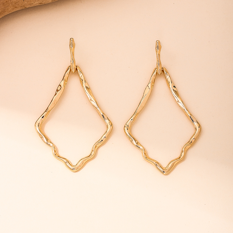 1 Pair Vacation Simple Style Classic Style Rhombus Alloy Zinc Drop Earrings display picture 1