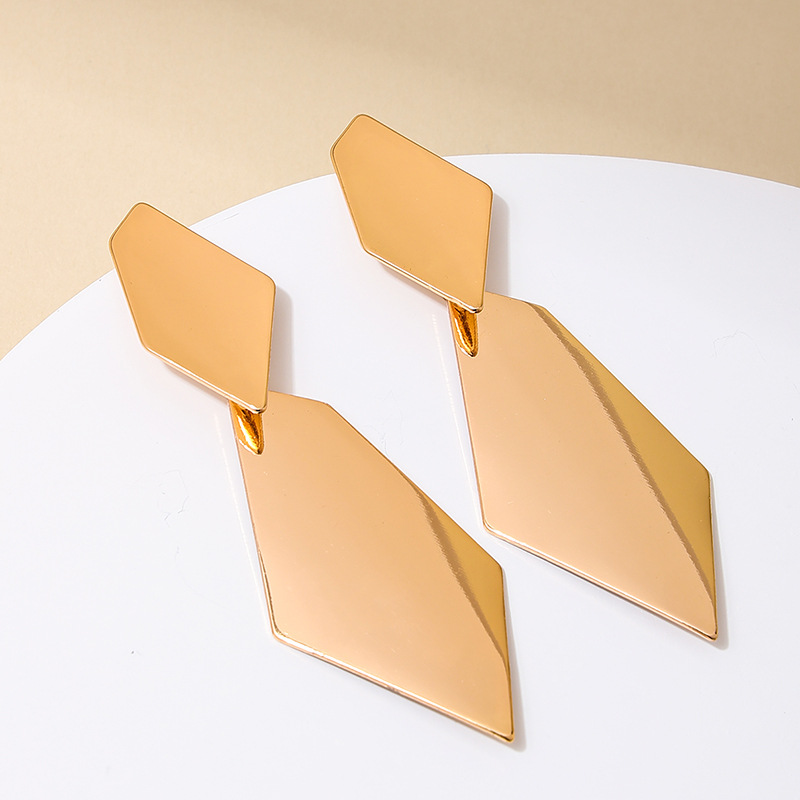 1 Pair Retro Square Alloy Drop Earrings display picture 4