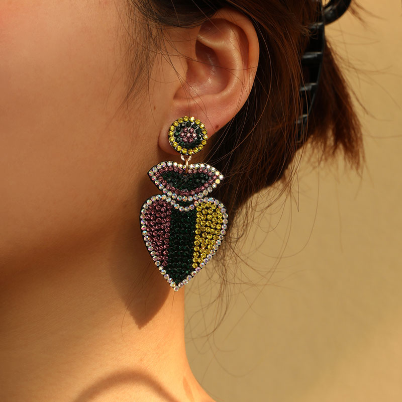 Wholesale Jewelry Commute Shiny Heart Shape Flower Alloy Cloth Rhinestones Inlay Earrings display picture 3