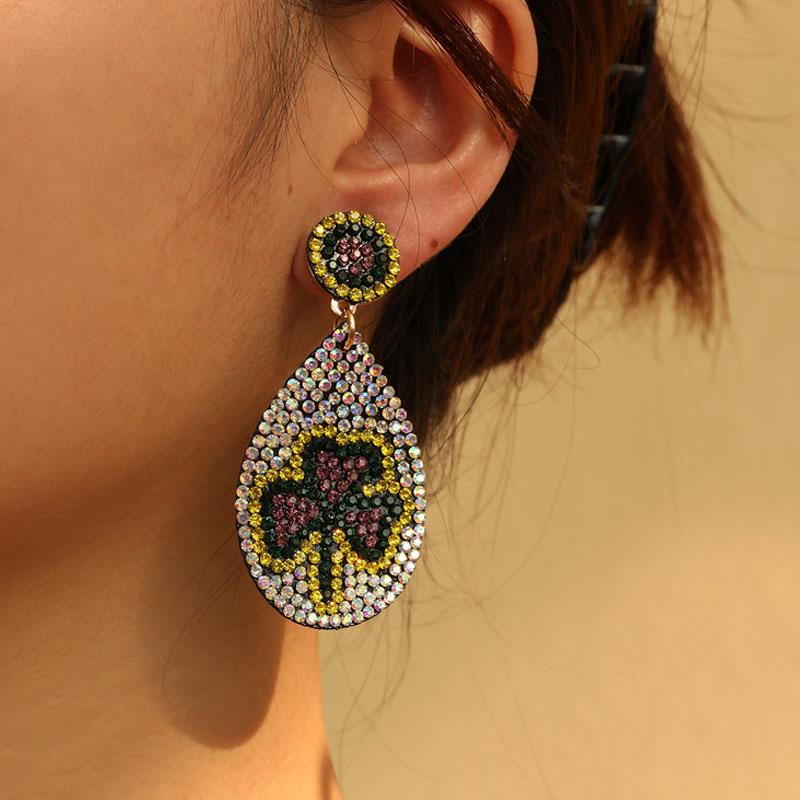 Wholesale Jewelry Commute Shiny Heart Shape Flower Alloy Cloth Rhinestones Inlay Earrings display picture 2