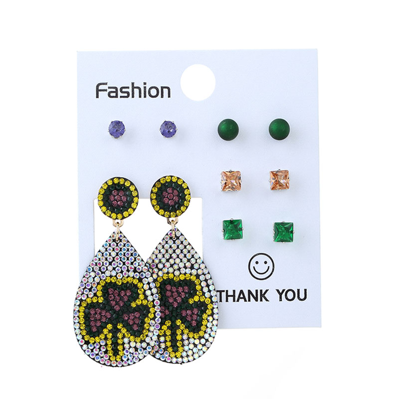 Wholesale Jewelry Commute Shiny Shamrock Letter Alloy Cloth Rhinestones Inlay Drop Earrings display picture 25