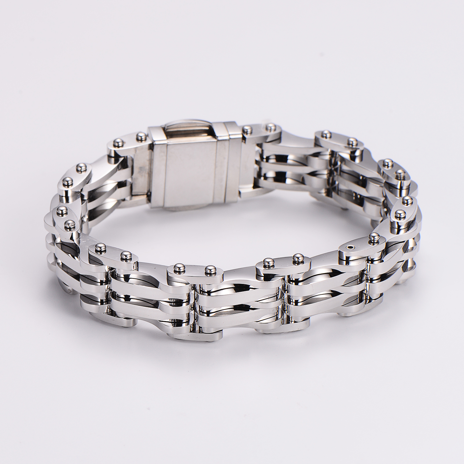 Hip-Hop Cool Style Solid Color 304 Stainless Steel 18K Gold Plated Men's Bracelets display picture 2