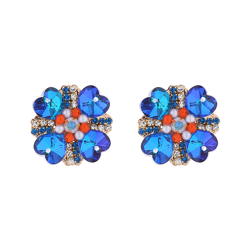 1 Pair Elegant Luxurious Heart Shape Flower Plating Inlay Alloy Rhinestones Glass Gold Plated Ear Studs display picture 5