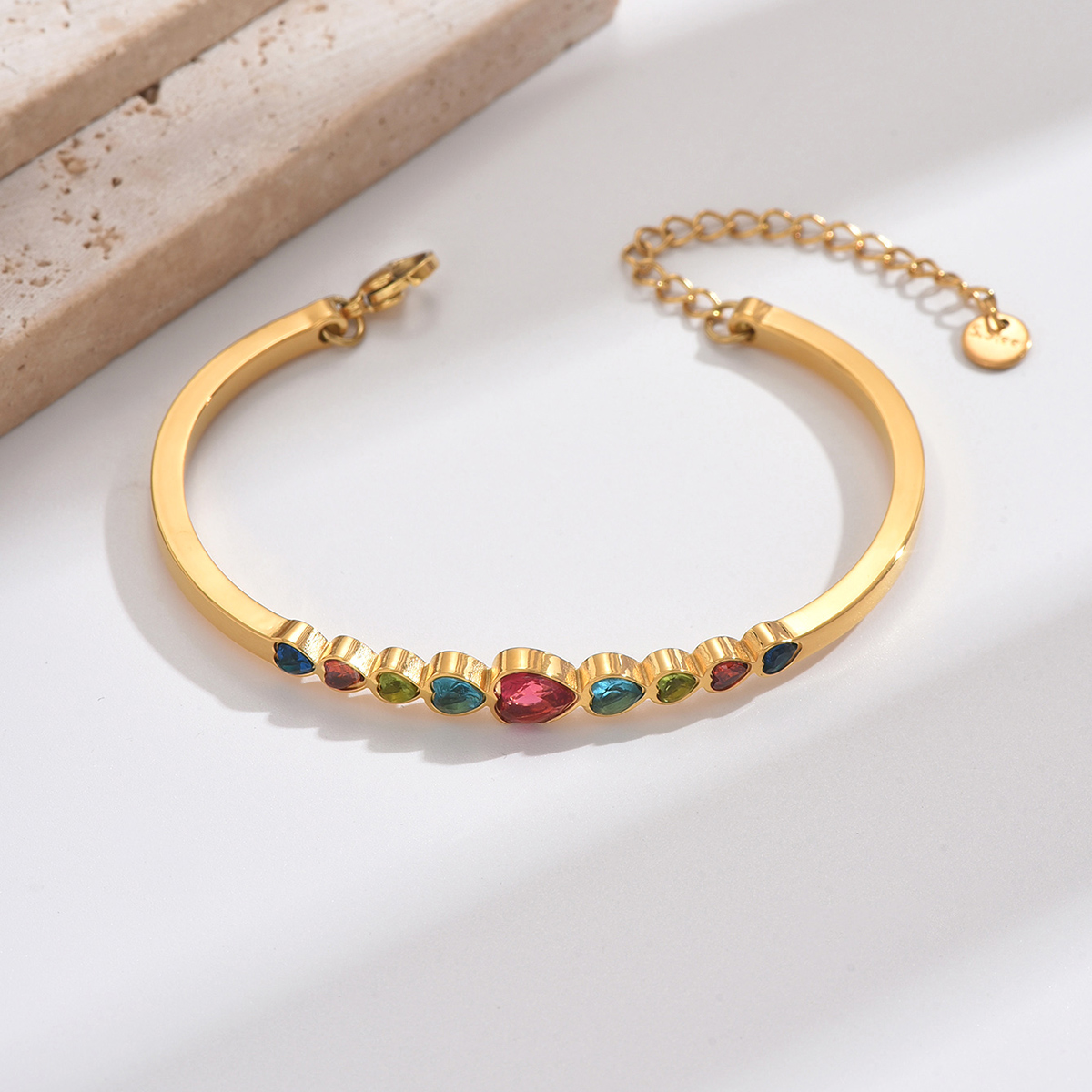Sweet Classic Style Heart Shape 304 Stainless Steel 14K Gold Plated Zircon Bangle In Bulk display picture 3