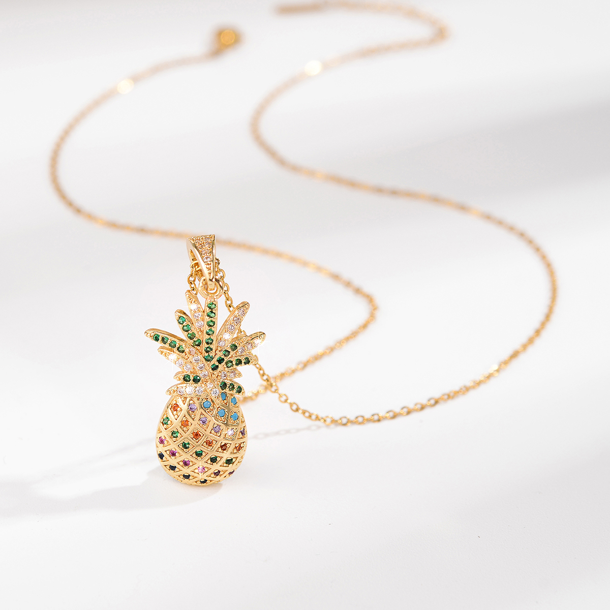 Cute Pineapple Copper Plating Inlay Zircon 18k Gold Plated Necklace display picture 2