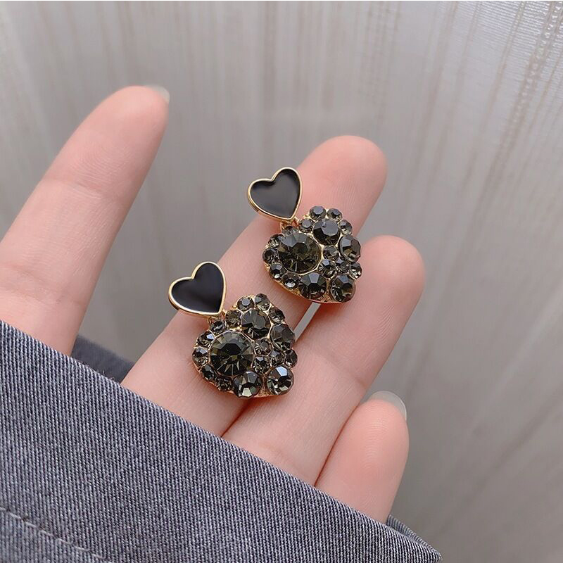 1 Pair Sweet Heart Shape Plating Inlay Alloy Rhinestones Gold Plated Drop Earrings display picture 1