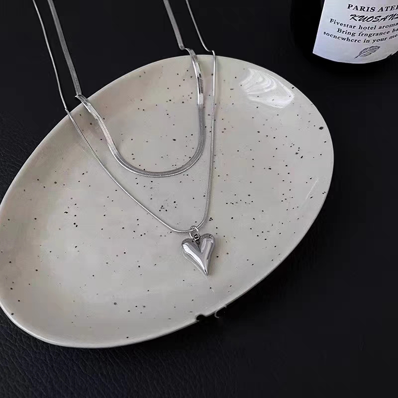 Sweet Cool Style Heart Shape Stainless Steel Double Layer Necklaces display picture 4