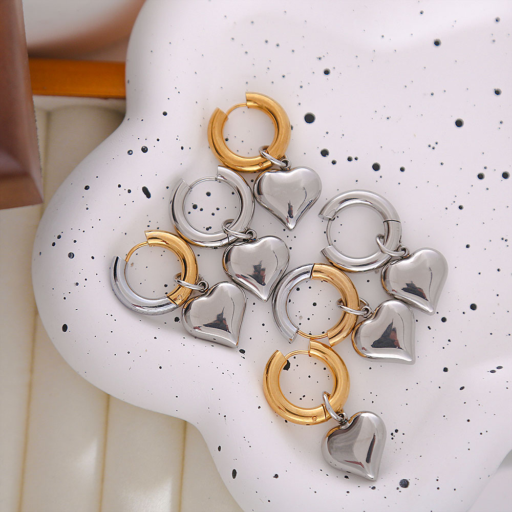 1 Pair Sweet Heart Shape Plating Titanium Steel 18K Gold Plated Drop Earrings display picture 2