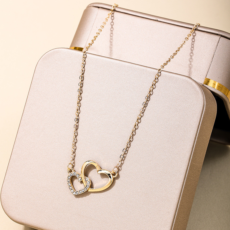 Ig Style Sweet Simple Style Heart Shape Alloy Plating Inlay Rhinestones Women's Necklace display picture 3