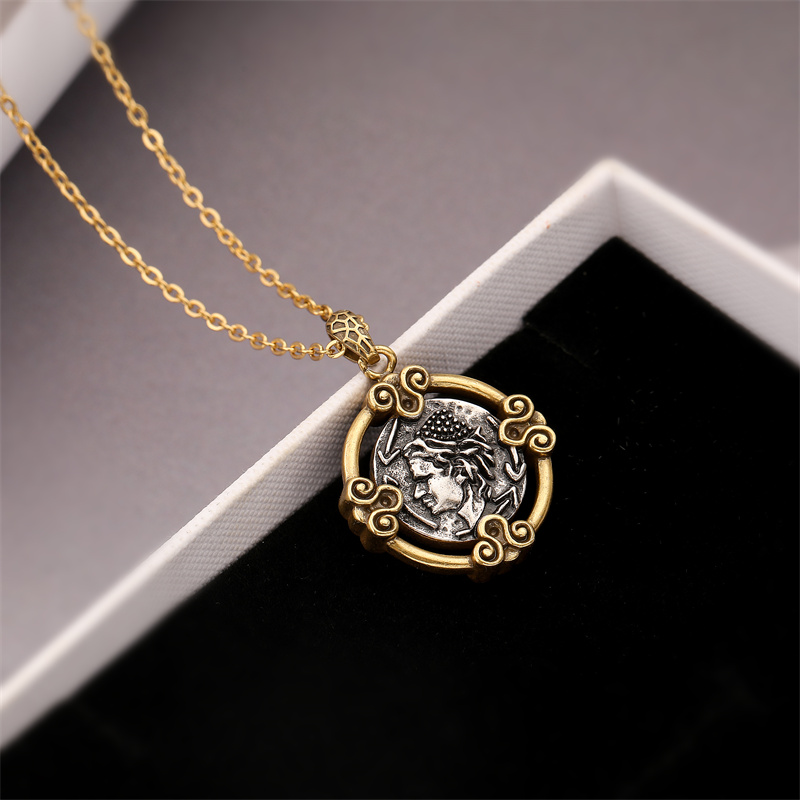 Ig Style Simple Style Portrait Stainless Steel Copper Plating Inlay Zircon Gold Plated Pendant Necklace display picture 3