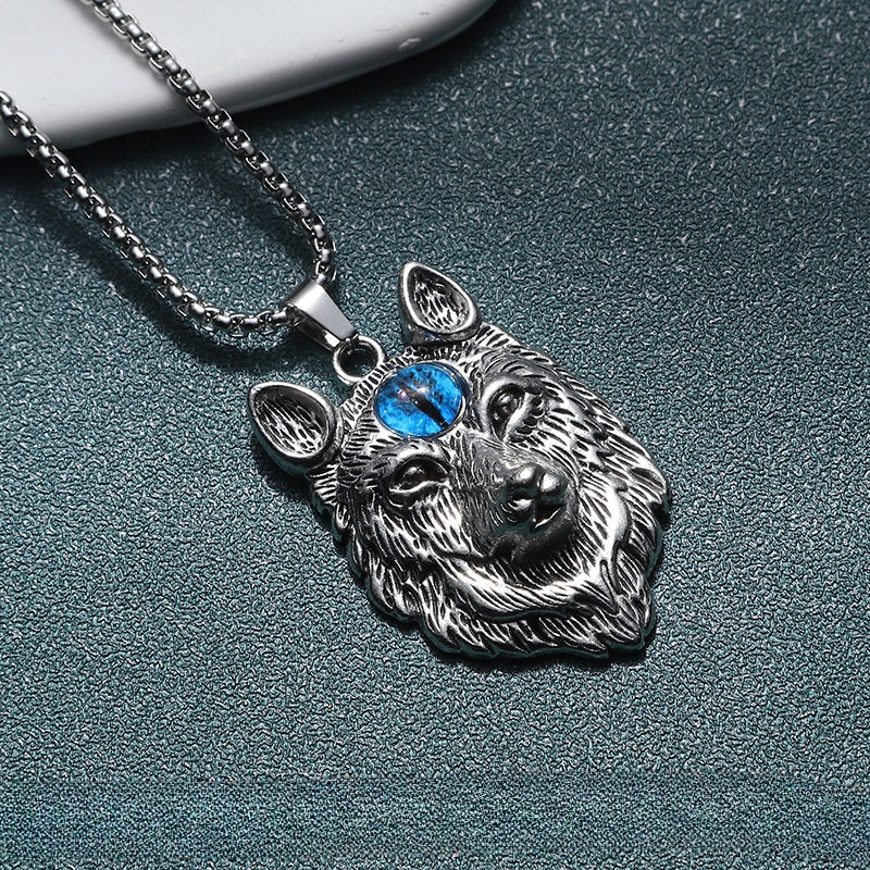 Casual Cool Style Animal Wolf Titanium Steel Plating Metal Inlay Beads Silver Plated Pendant Necklace display picture 4