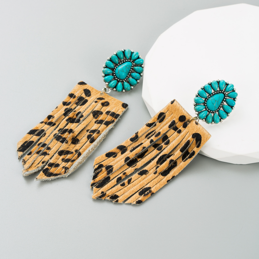 1 Pair Elegant Retro Leopard Inlay Pu Leather Alloy Turquoise Drop Earrings display picture 5