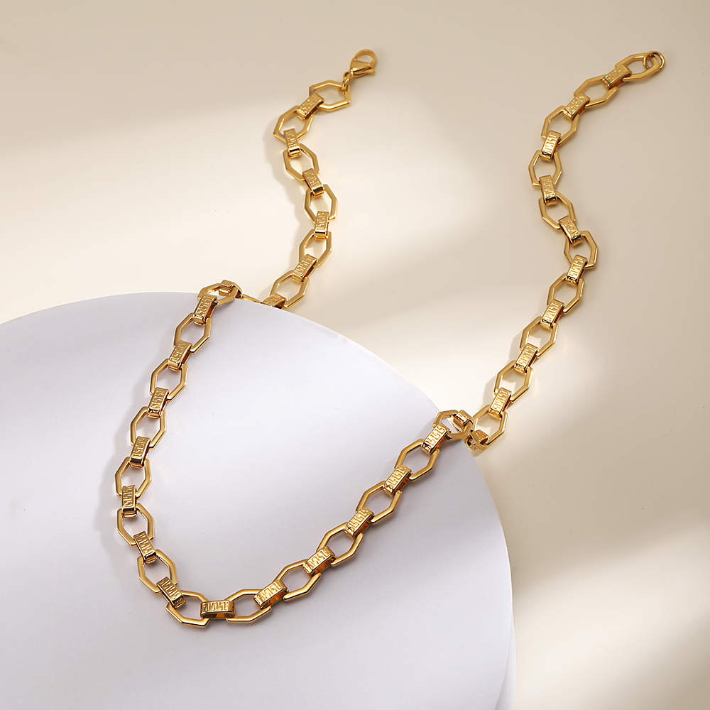 201 Edelstahl 18 Karat Vergoldet Einfacher Stil Geometrisch Halskette display picture 2