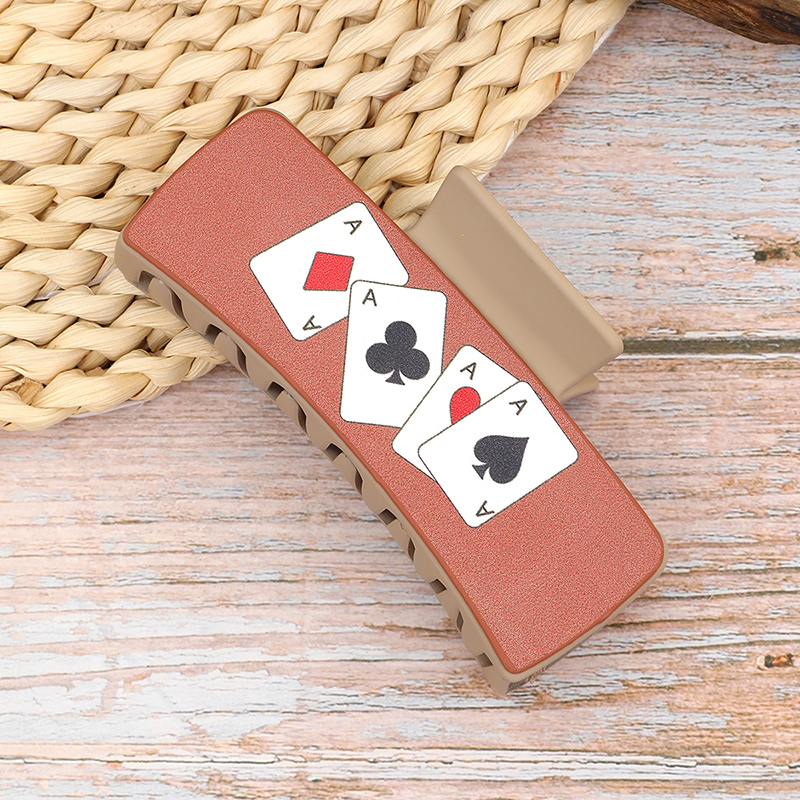 Women's Vintage Style Letter Poker Pu Leather Plastic Hair Claws display picture 3