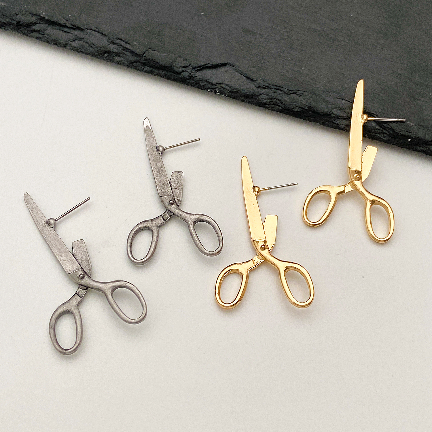 1 Pair Vintage Style Simple Style Scissors Plating Alloy 14k Gold Plated Silver Plated Ear Studs display picture 5