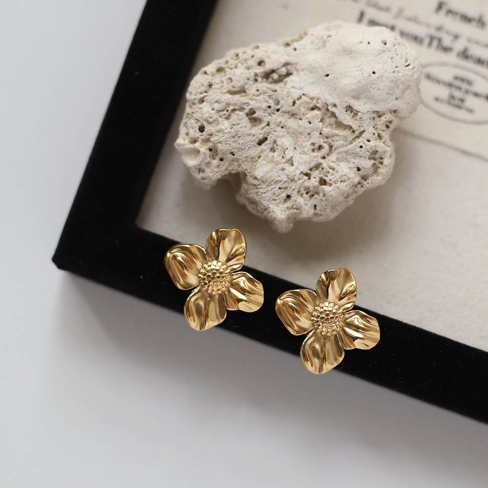 1 Pair IG Style Flower Plating Stainless Steel 18K Gold Plated Ear Studs display picture 2