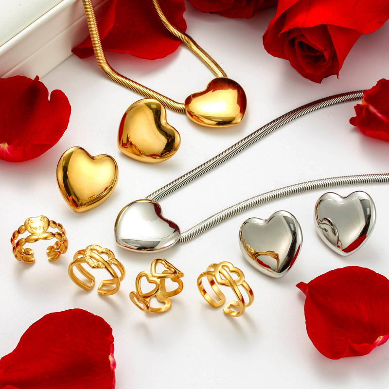 Einfacher Stil Herzform Rostfreier Stahl 18 Karat Vergoldet Ringe Ohrringe Halskette display picture 3