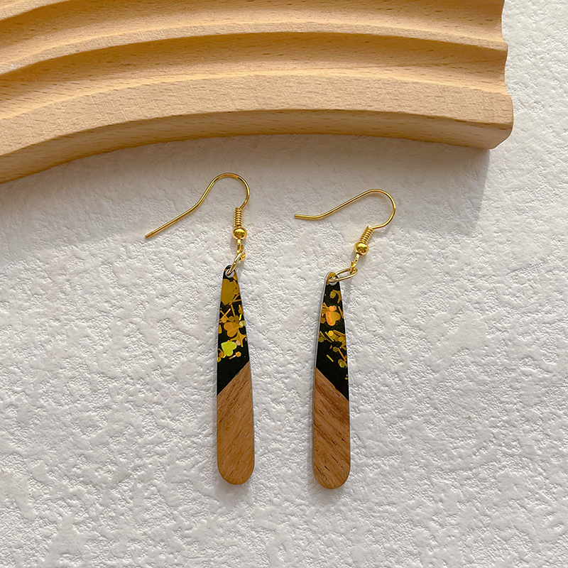 1 Pair Classical Classic Style Geometric Wood Resin Drop Earrings display picture 8