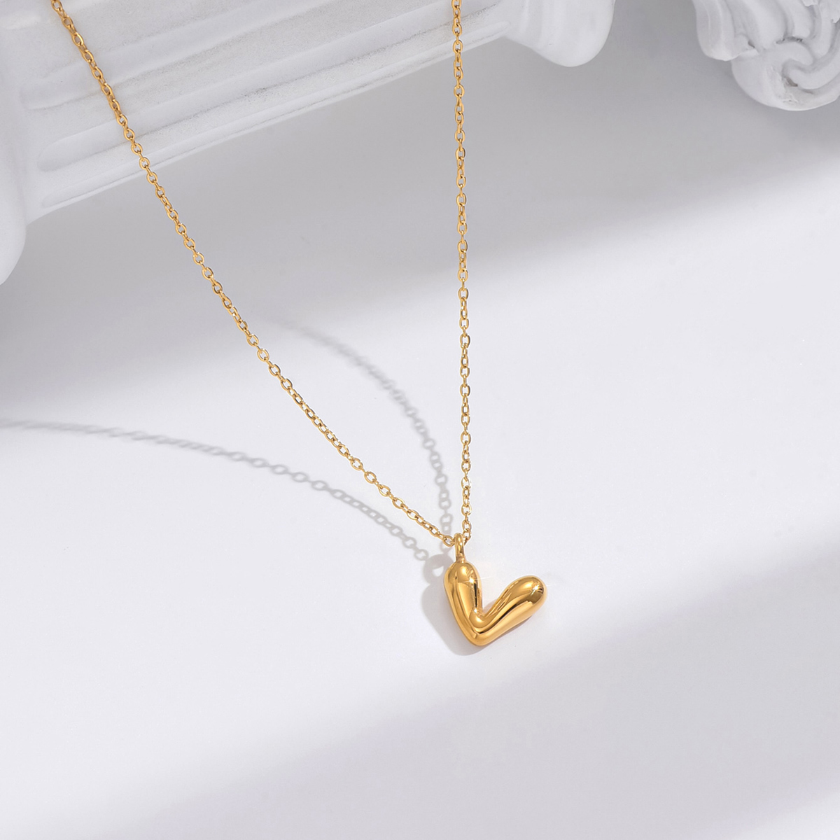 304 Stainless Steel 14K Gold Plated Simple Style Classic Style Polishing Plating Heart Shape Pendant Necklace display picture 3