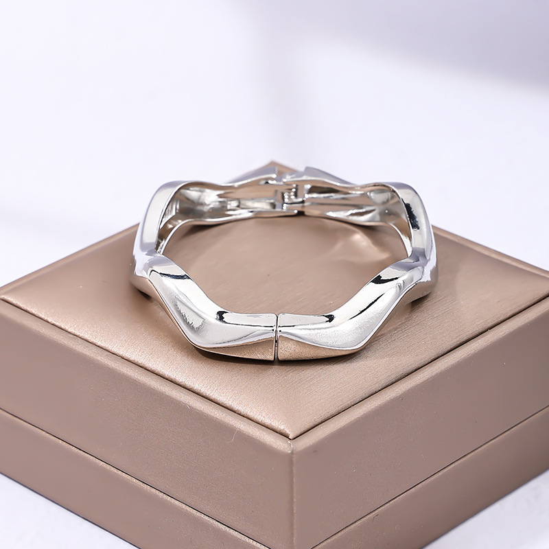 Élégant Style Simple Géométrique Alliage Placage Femmes Bracelet display picture 5