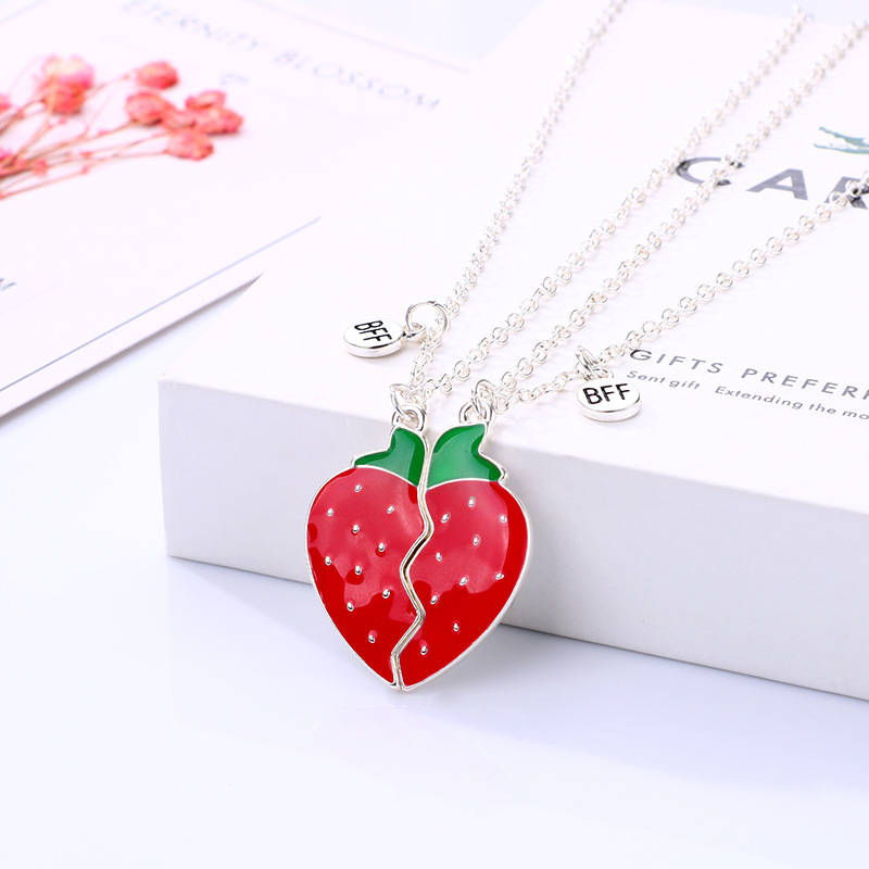 Cartoon Style Cute Fruit Heart Shape Alloy Plating Girl's Pendant Necklace display picture 1