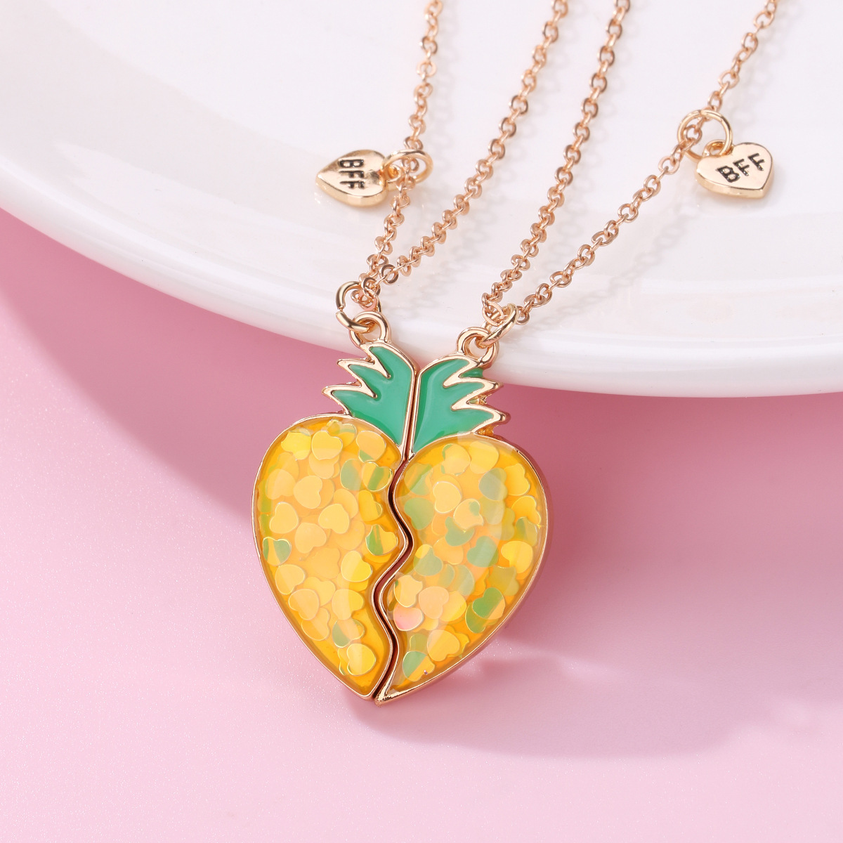 Cartoon Style Cute Fruit Heart Shape Alloy Plating Girl's Pendant Necklace display picture 9