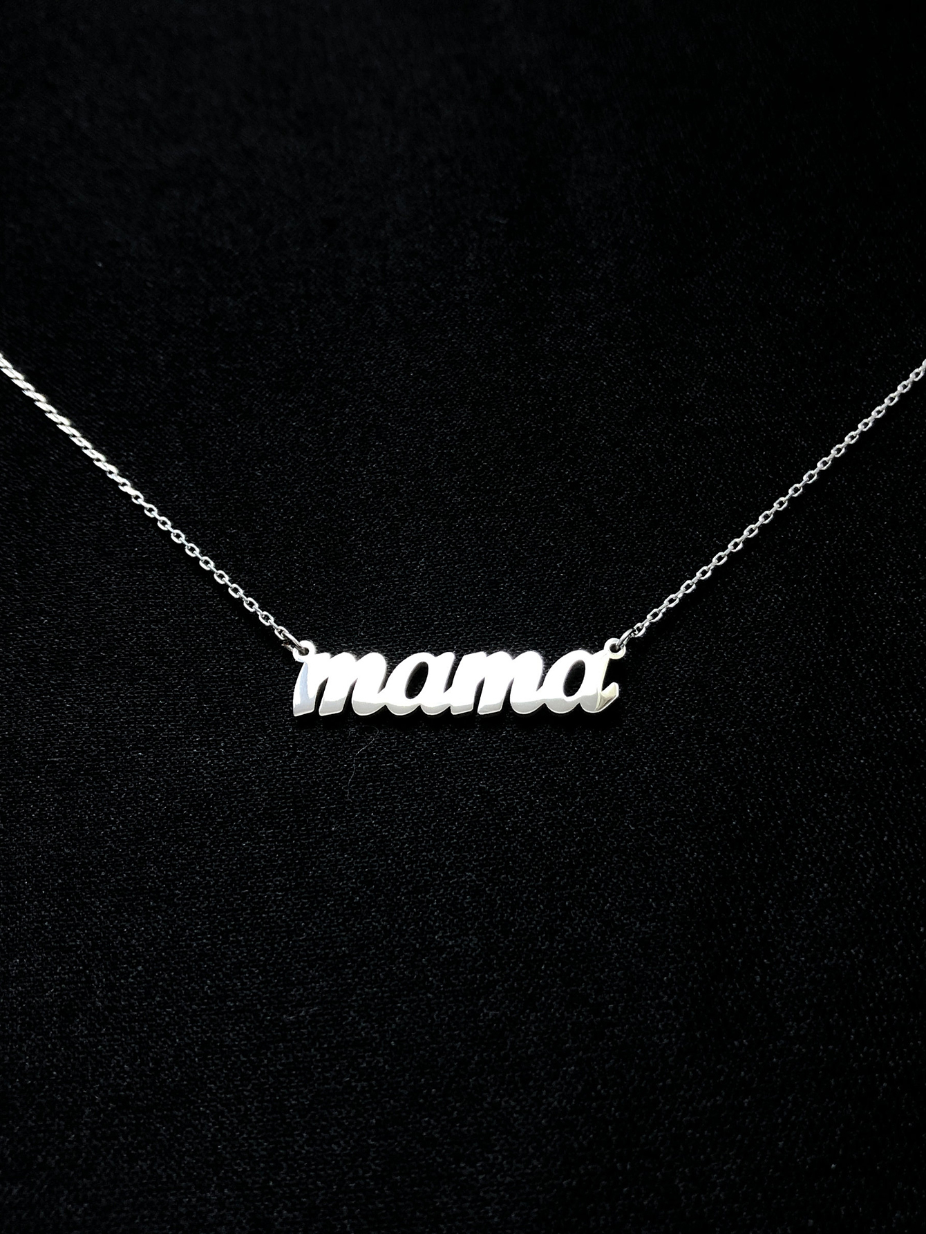 Simple Style Letter Stainless Steel Carving Necklace display picture 2