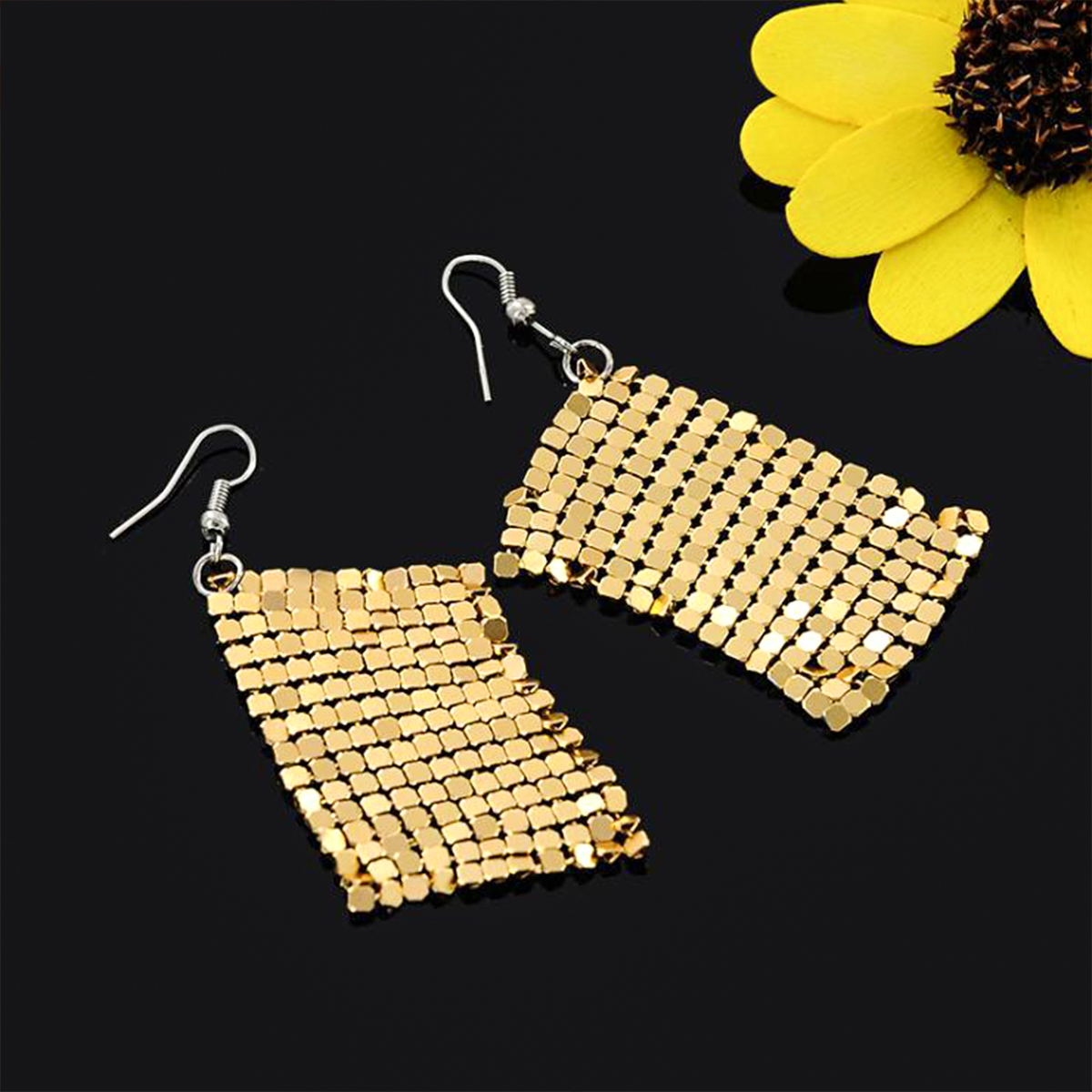 1 Pair Sexy Geometric Plating Alloy Drop Earrings display picture 5