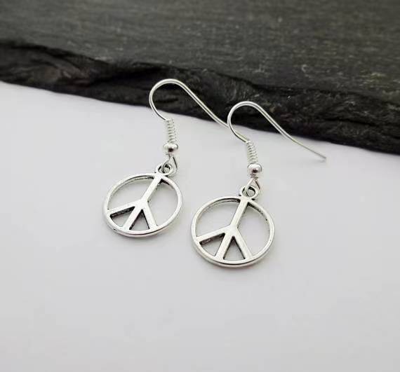 1 Pair Simple Style Geometric Plating Alloy Silver Plated Drop Earrings display picture 2