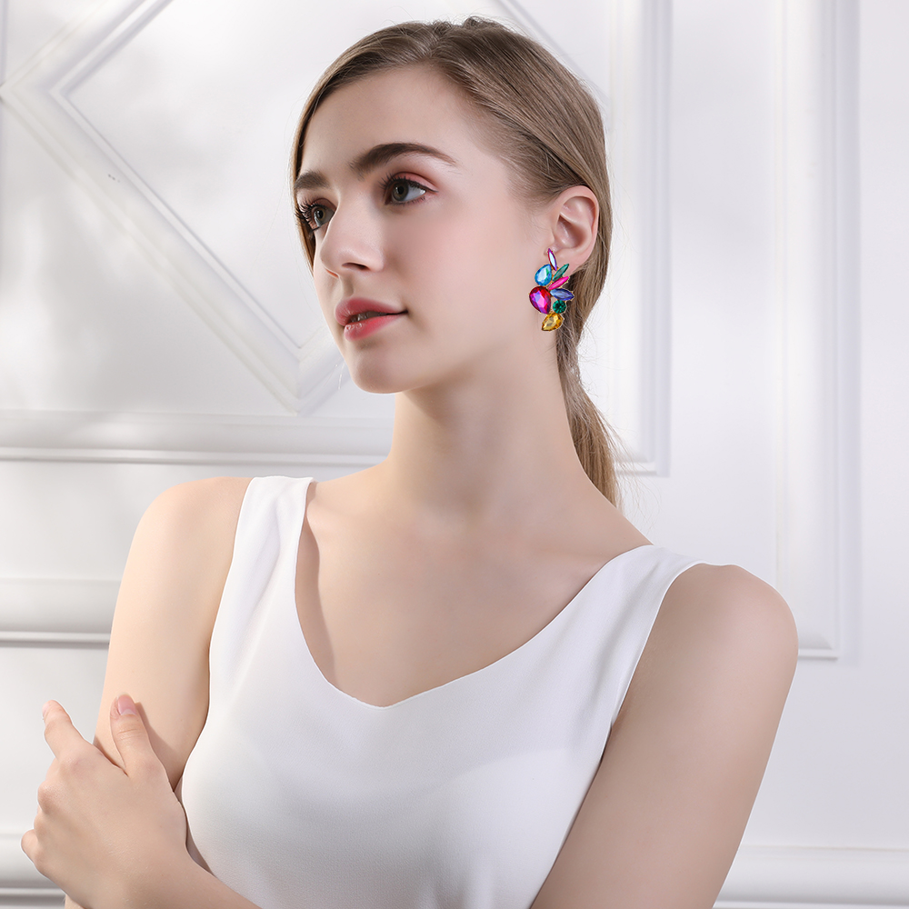1 Pair Glam Shiny Geometric Plating Inlay Alloy Rhinestones Drop Earrings display picture 8
