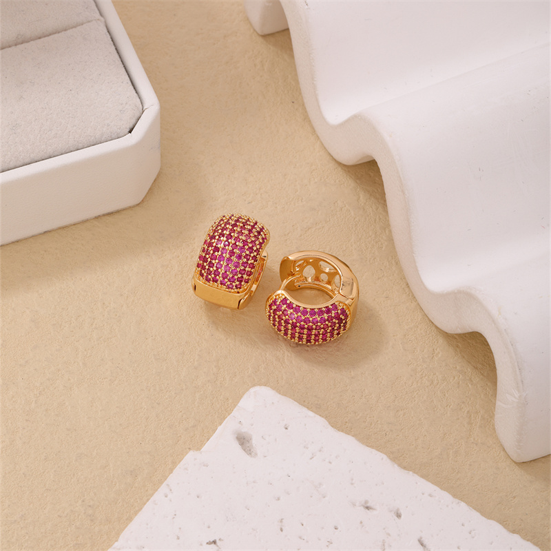 1 Piece Casual Simple Style Geometric Copper Zircon Gold Plated Silver Plated Huggie Earrings display picture 5