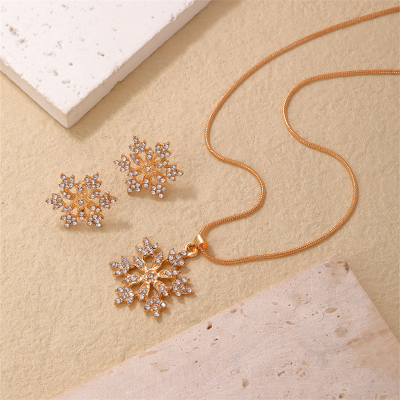 Casual Simple Style Classic Style Snowflake K Gold Plated Rhinestones Copper Wholesale Earrings Necklace Jewelry Set display picture 2