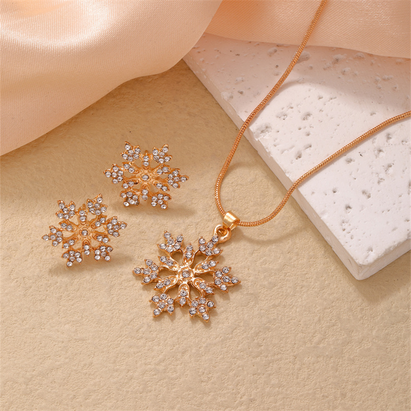 Casual Simple Style Classic Style Snowflake K Gold Plated Rhinestones Copper Wholesale Earrings Necklace Jewelry Set display picture 4