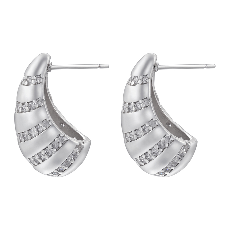 1 Pair Elegant Luxurious Shiny Water Droplets Plating Inlay Copper Zircon 18k Gold Plated Ear Studs display picture 2