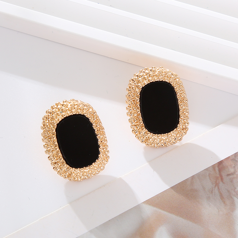 1 Pair Elegant Retro Oval Rectangle Plating Inlay Alloy Shell Gold Plated Ear Studs display picture 3
