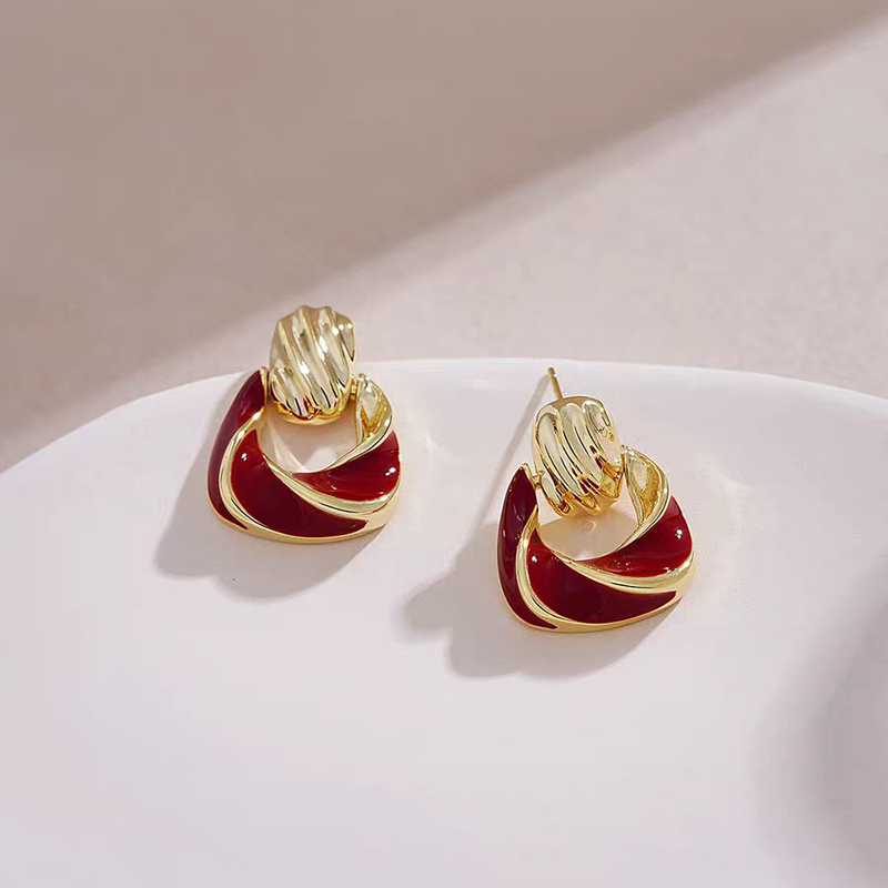 1 Pair Classical Simple Style Geometric Plating Alloy Gold Plated Ear Studs display picture 1