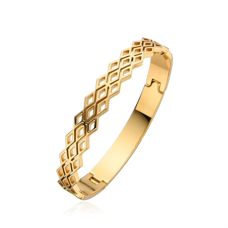 Simple Style Classic Style Solid Color Rhombus Stainless Steel Plating Hollow Out Gold Plated Bangle display picture 3