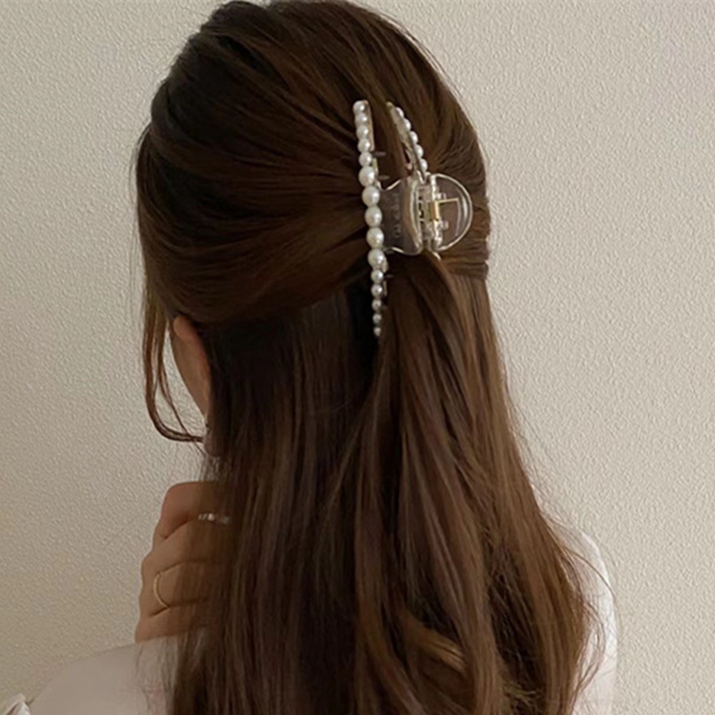 Women's Cute Simple Style Geometric Plastic Hair Claws display picture 2