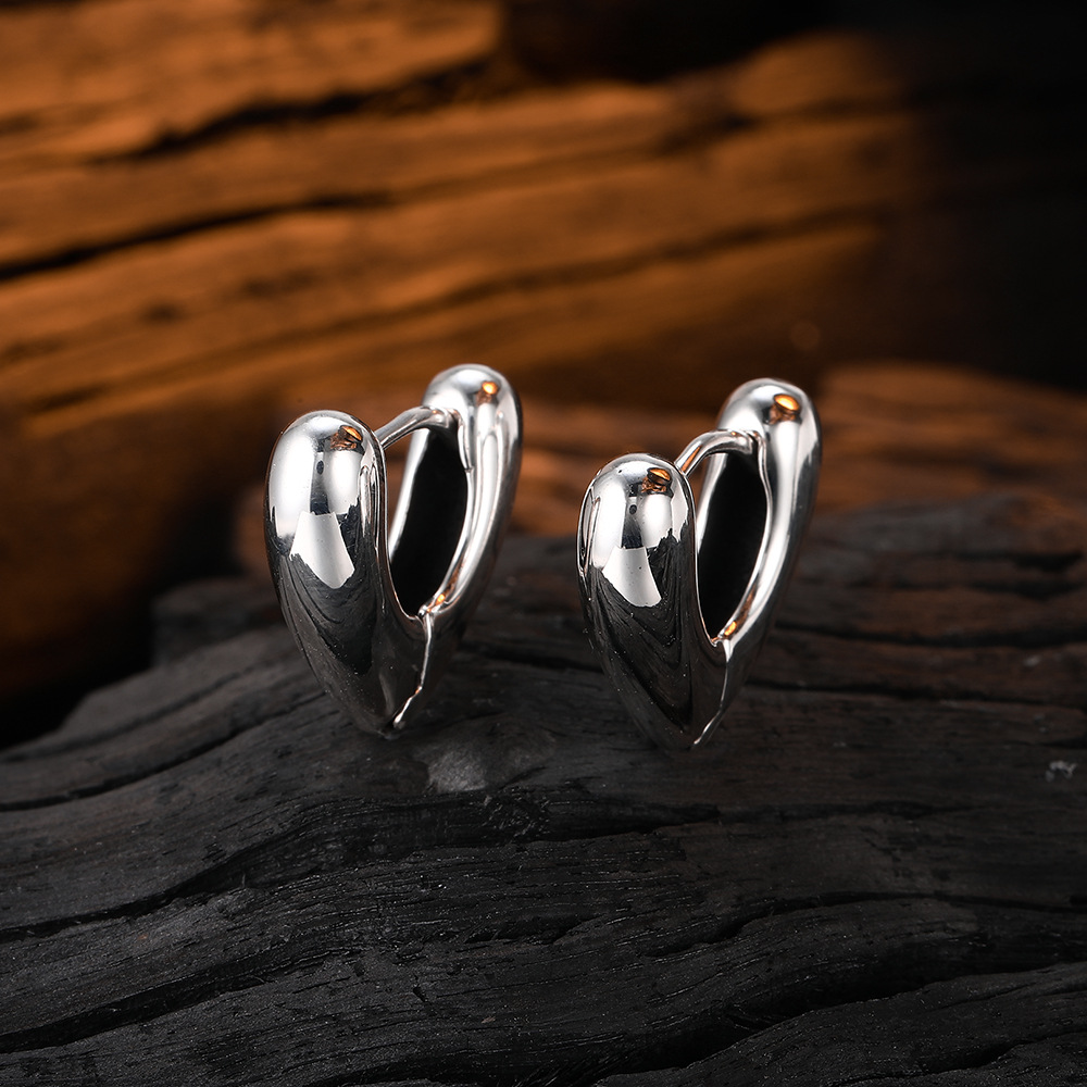 1 Pair Casual Heart Shape Plating Sterling Silver White Gold Plated Earrings display picture 3